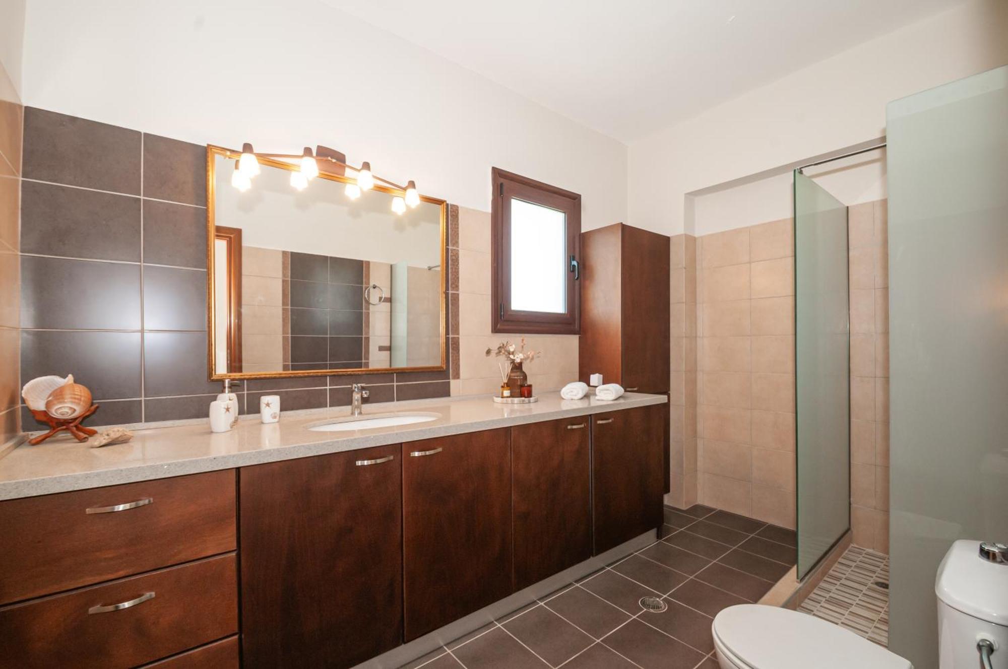 Costa Apartment *