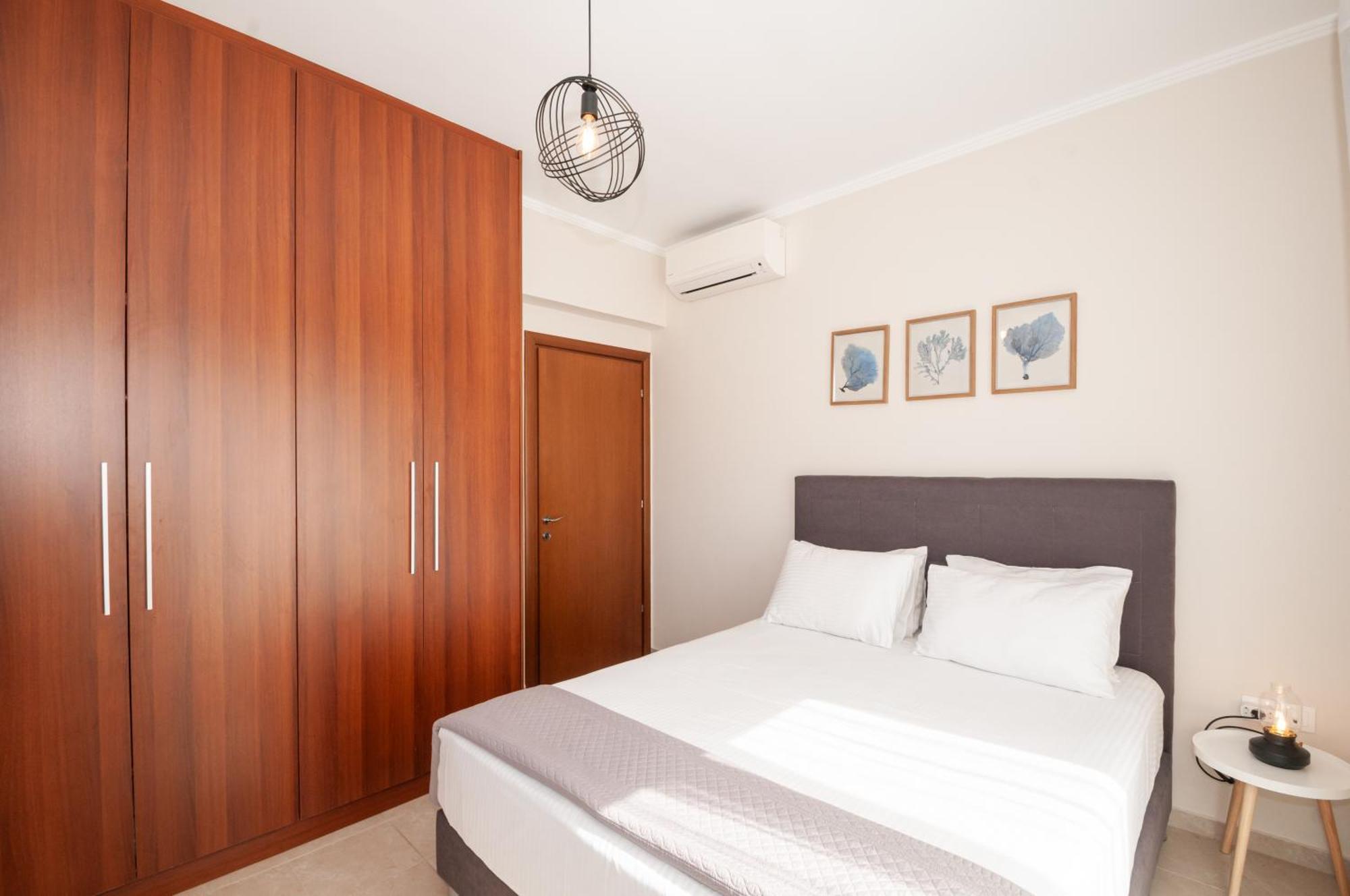 Apartment Costa Gennadi